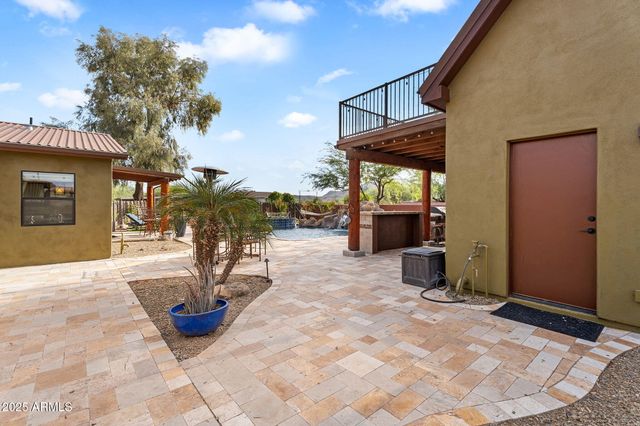 37044 N 7TH Avenue, Phoenix, AZ 85086