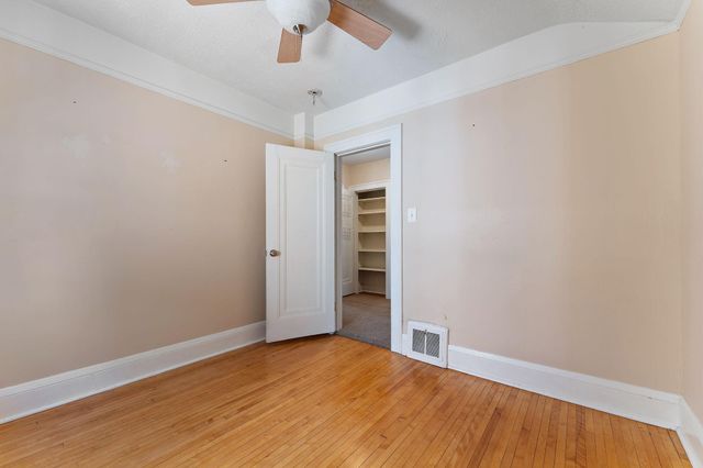 3260 Yosemite Avenue S, Saint Louis Park, MN 55416