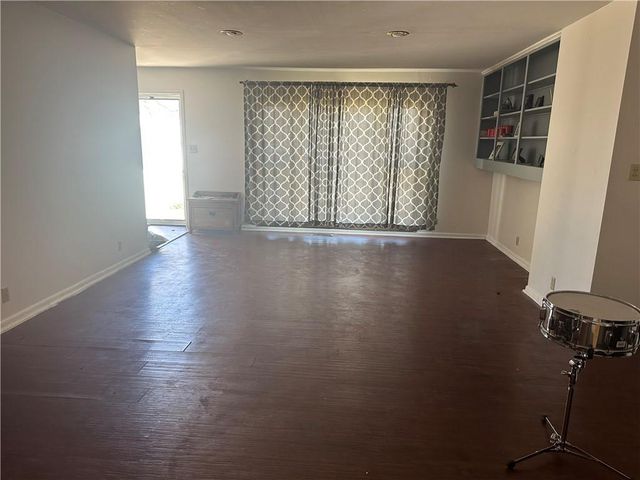 1335 N 9th Street, Independence, KS 67301