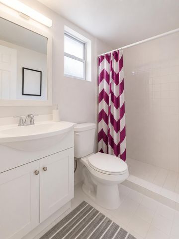 1245 WEST Avenue 302, Miami Beach, FL 33139