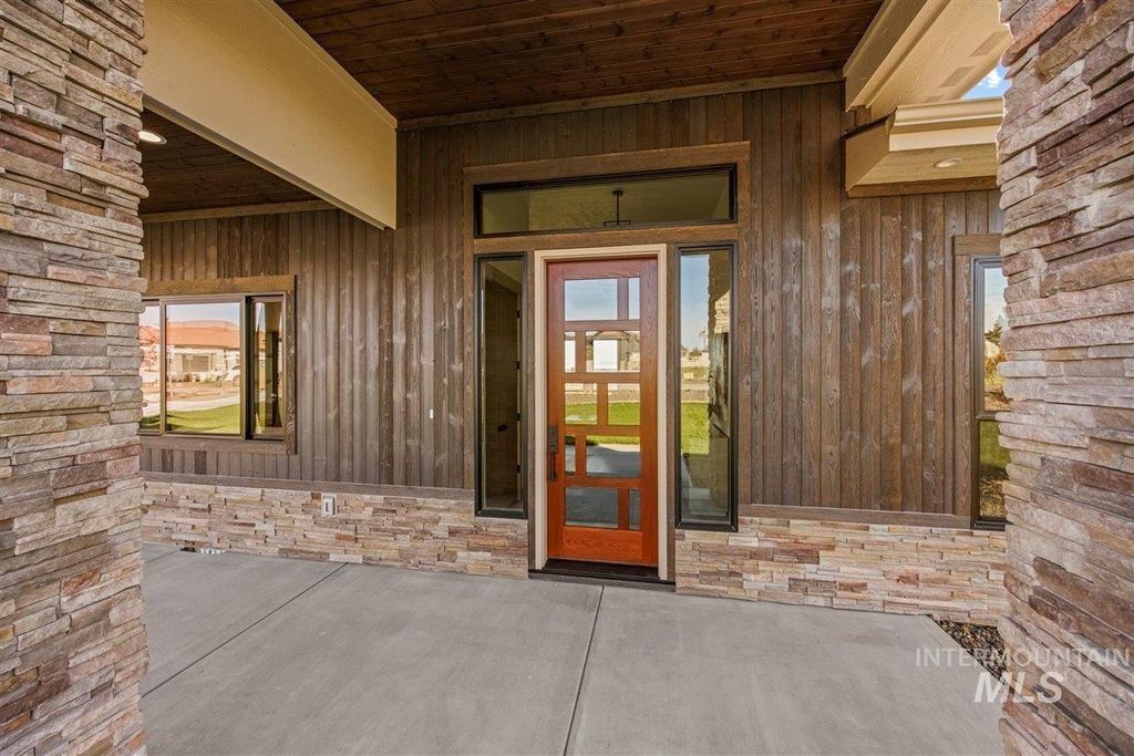 13740 Gallo Canyon St, Nampa, ID 83651 photo 2