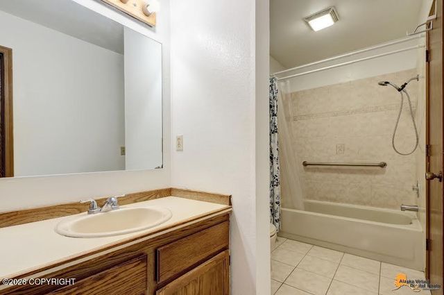 3471 Harrier Circle, Anchorage, AK 99504