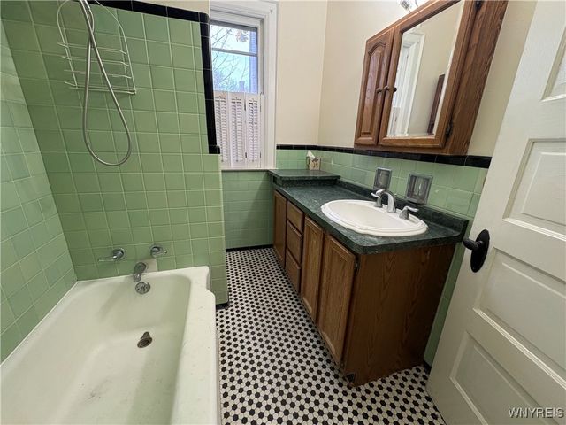 515 Linwood Avenue, Buffalo, NY 14209