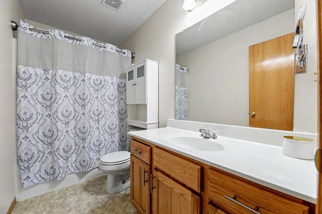 10114 W Jewell St, Wichita, KS 67209