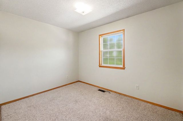 10114 W Jewell St, Wichita, KS 67209