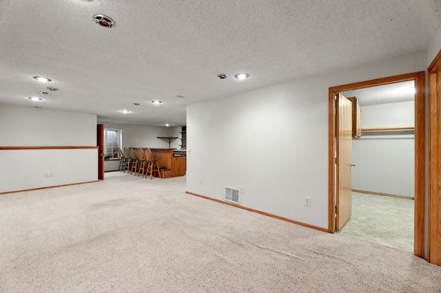 10114 W Jewell St, Wichita, KS 67209