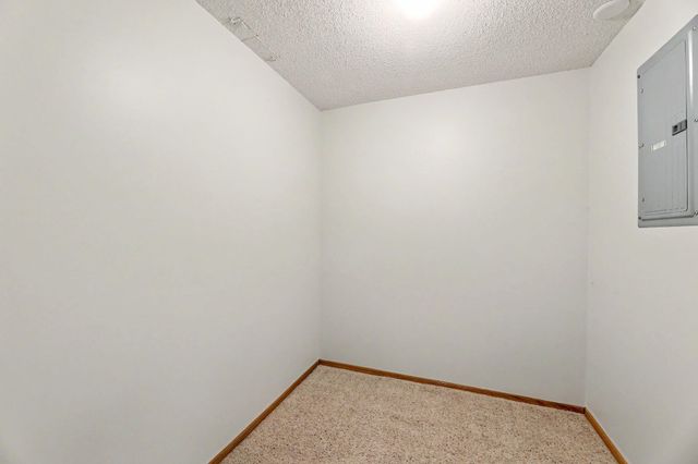 10114 W Jewell St, Wichita, KS 67209