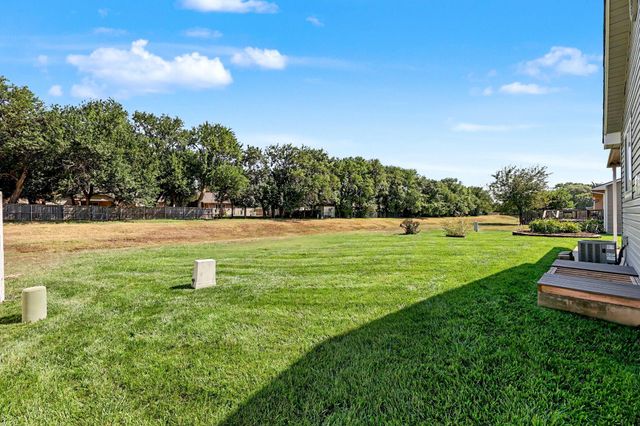 10114 W Jewell St, Wichita, KS 67209
