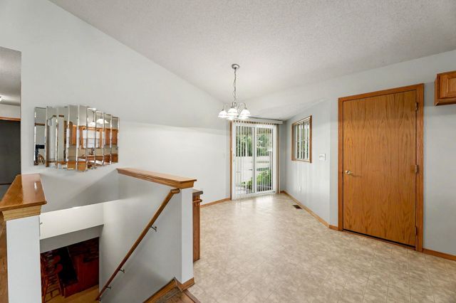 10114 W Jewell St, Wichita, KS 67209