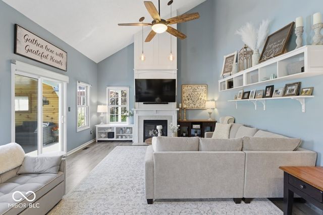 1338 Woodpond N Roundabout, Carmel, IN 46033