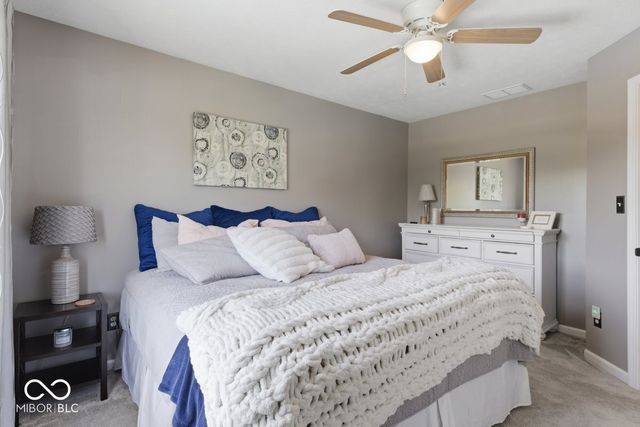 1338 Woodpond N Roundabout, Carmel, IN 46033