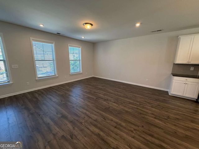 311 Mahone Drive 14, Lilburn, GA 30047