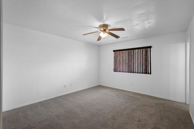 9101 Suncrest Avenue SW, Albuquerque, NM 87121