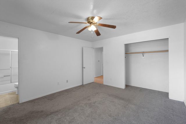 9101 Suncrest Avenue SW, Albuquerque, NM 87121