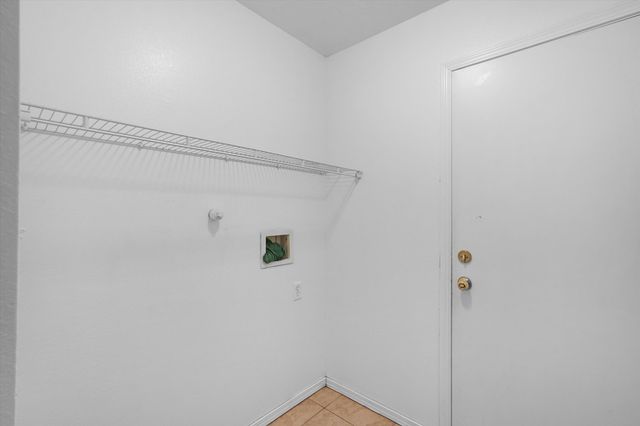 9101 Suncrest Avenue SW, Albuquerque, NM 87121