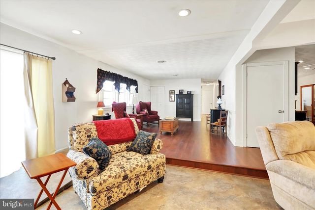 825 S SPRUCE ST, Annville, PA 17003