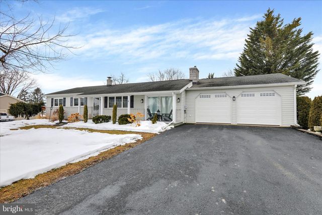 825 S SPRUCE ST, Annville, PA 17003