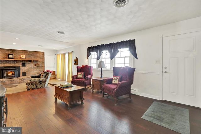 825 S SPRUCE ST, Annville, PA 17003