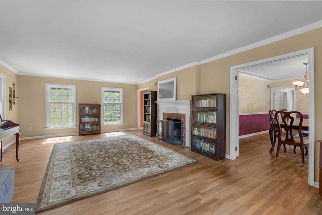 150 CONTINENTAL DR, Phoenixville, PA 19460