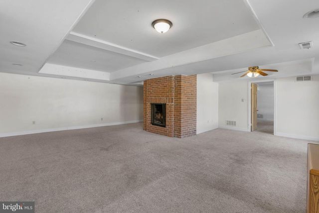 150 CONTINENTAL DR, Phoenixville, PA 19460