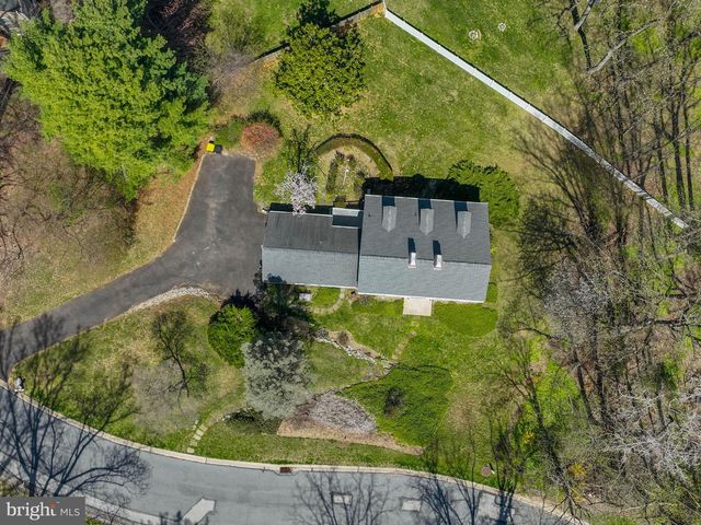 150 CONTINENTAL DR, Phoenixville, PA 19460