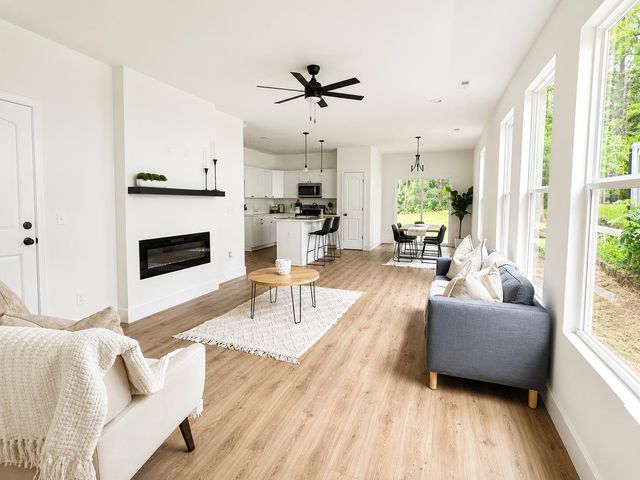 556 S Main Street, Woodruff, SC 29388