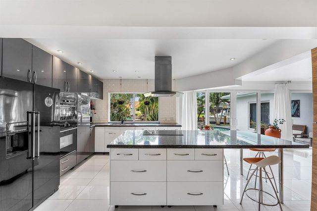 5660 Nassau Drive, Boca Raton, FL 33487