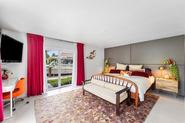 5660 Nassau Drive, Boca Raton, FL 33487