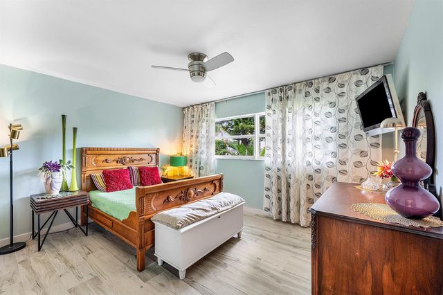 5660 Nassau Drive, Boca Raton, FL 33487