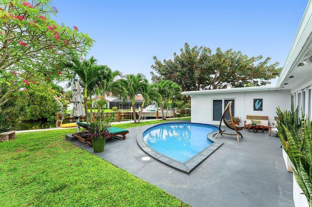 5660 Nassau Drive, Boca Raton, FL 33487