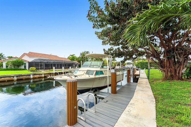 5660 Nassau Drive, Boca Raton, FL 33487