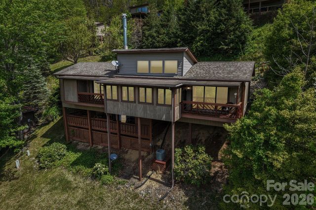 348 Valley Creek Drive, Maggie Valley, NC 28751