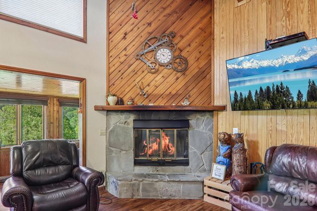 348 Valley Creek Drive, Maggie Valley, NC 28751