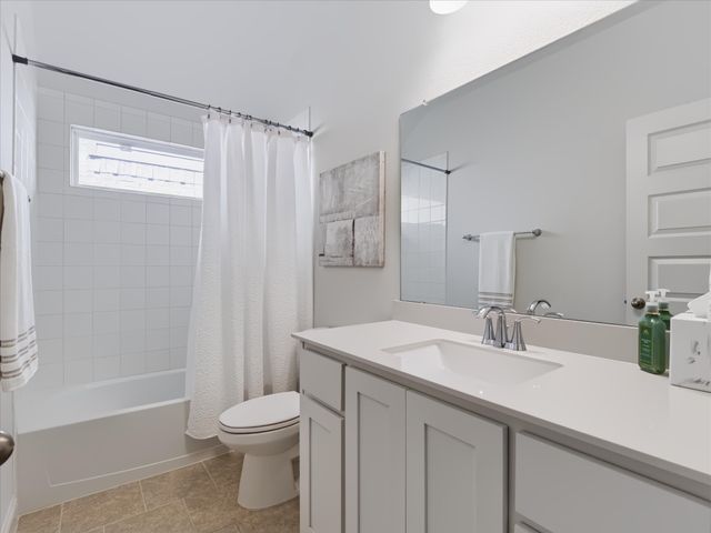 615 Frio Lane, Aubrey, TX 76227