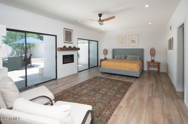 4440 E CAMELBACK Road 28, Phoenix, AZ 85018