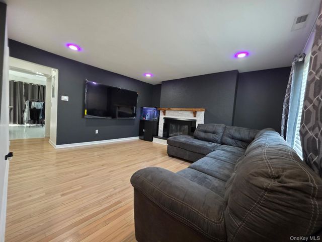 25 Pierces Road 3, Newburgh, NY 12550