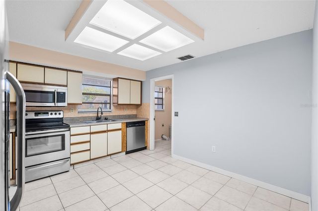 3030 SHADOW OAKS DRIVE, Holiday, FL 34690