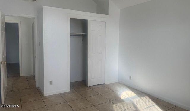 4641 Loma De Indios Lane, El Paso, TX 79934