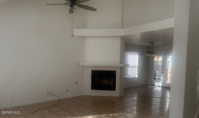 4641 Loma De Indios Lane, El Paso, TX 79934