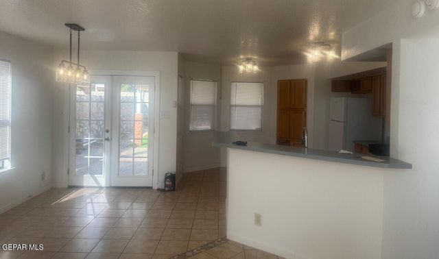 4641 Loma De Indios Lane, El Paso, TX 79934