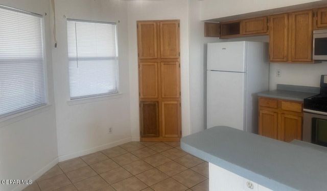 4641 Loma De Indios Lane, El Paso, TX 79934