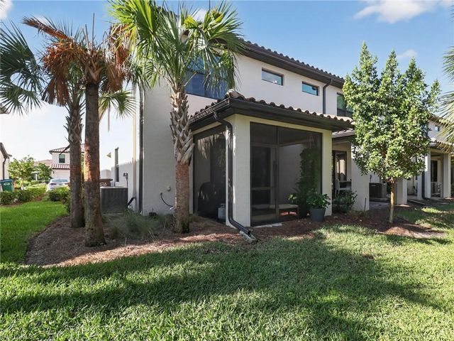 1672 Lake Jessup CIR, Cape Coral, FL 33909