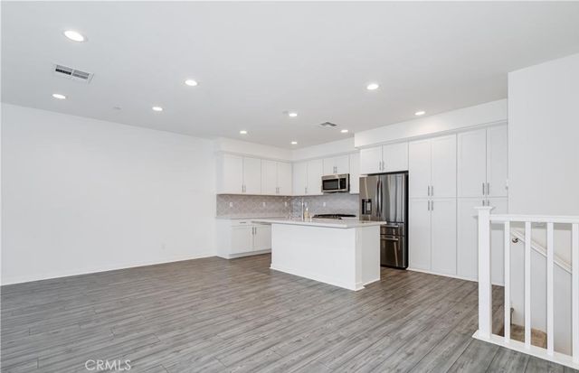 606 White Oaks, Lake Forest, CA 92610