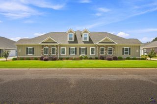 492 Nandina Court, Warner Robins, GA 31088