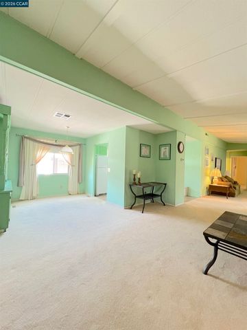 198 Kona Cir 198, Pittsburg, CA 94565