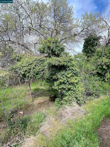 198 Kona Cir 198, Pittsburg, CA 94565