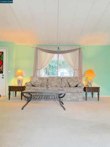 198 Kona Cir 198, Pittsburg, CA 94565