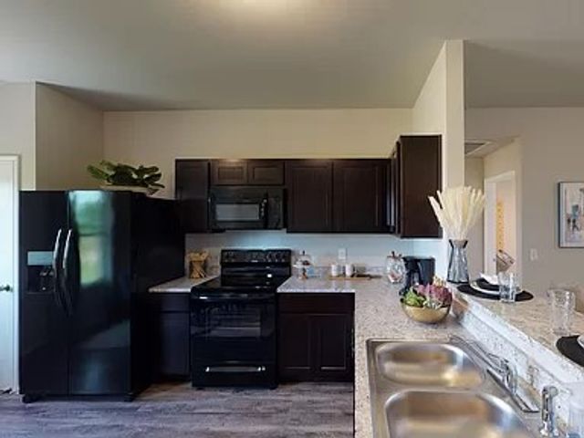 1057 Hilda Lane, Elkins, AR 72727