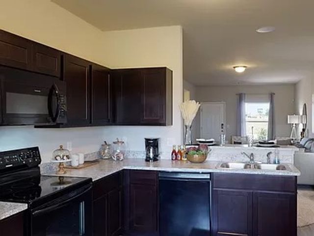 1057 Hilda Lane, Elkins, AR 72727