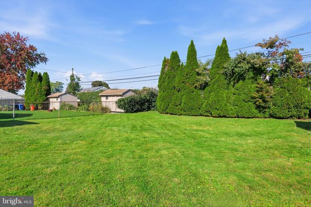 305 ANDOVER RD, Fairless Hills, PA 19030